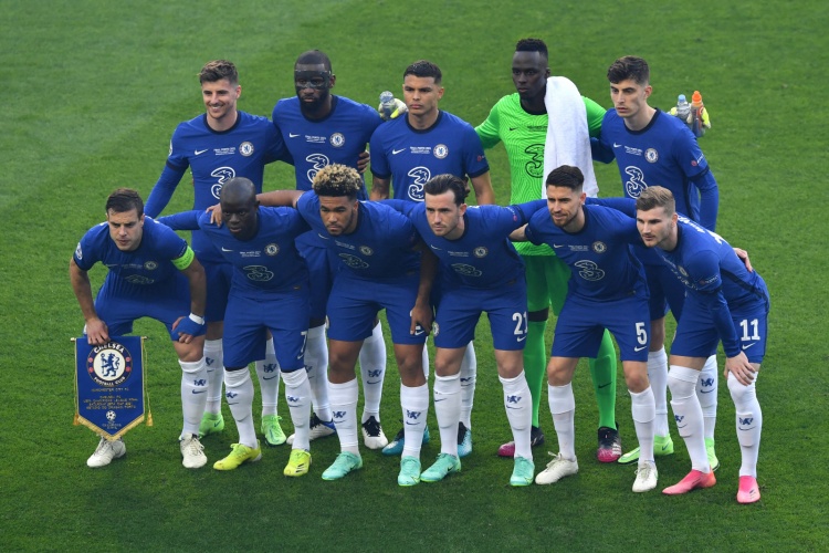 动漫展示欧冠新一轮第一比赛日的结果：（动画盘点欧冠新一轮首日赛果）