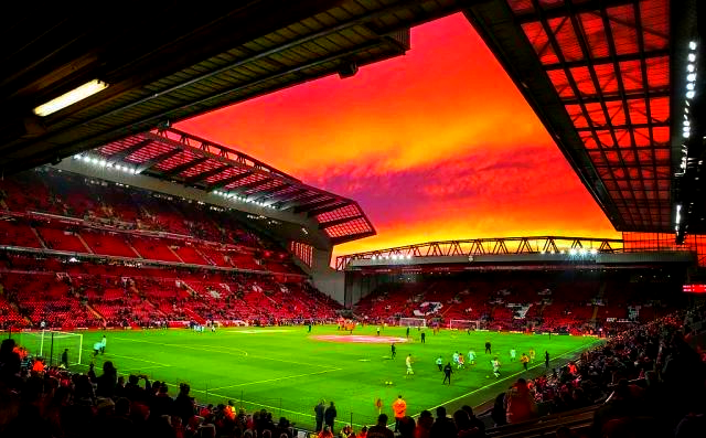 李贤重：五棵松气氛很棒，中国是很棒的对手&向中国致敬（李贤重赞五棵松氛围出色：中国队是强劲对手，向中国致敬）