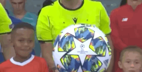 曼城德布劳内助攻斯特林得分（德布劳内助攻 斯特林为曼城破门）