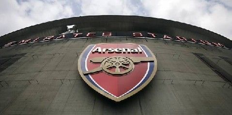 攻陷伯纳乌，塞尔塔时隔19年再度在西甲客场击败皇马（时隔19年，塞尔塔再度客场击败皇马，伯纳乌失守）