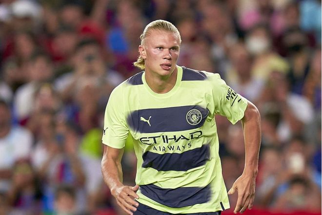 足球报：海港内部鼓励球员放开去打，高层无条件信任穆斯卡特（足球报：海港鼓励球员放开踢，高层对穆斯卡特完全信任）