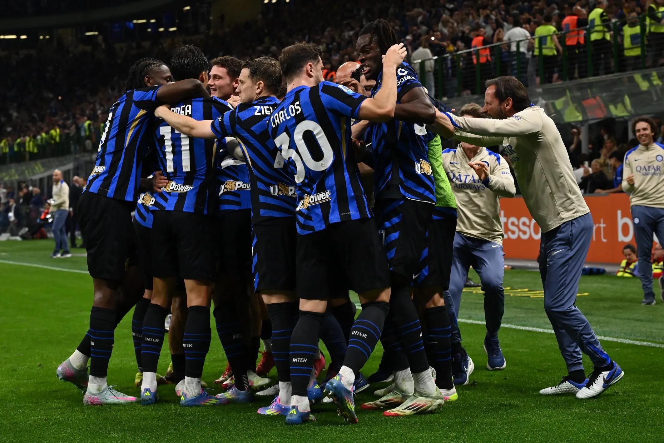 莫雷托：罗马正与曼奇尼谈续约，预计续到2030或2031年（莫雷托：罗马与曼奇尼商谈续约，合同预计延长至2030或2031年）